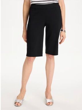 So Slimming by Chico’s Black Knee-Length Stretch Shorts